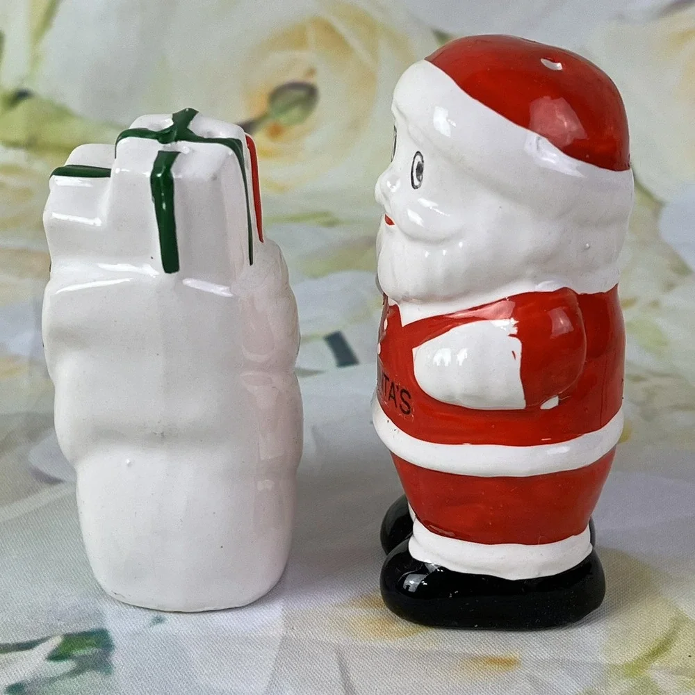 JAPAN Santa Claus Presents Salt & Pepper Shakers Set Original Box Woolworth VTG